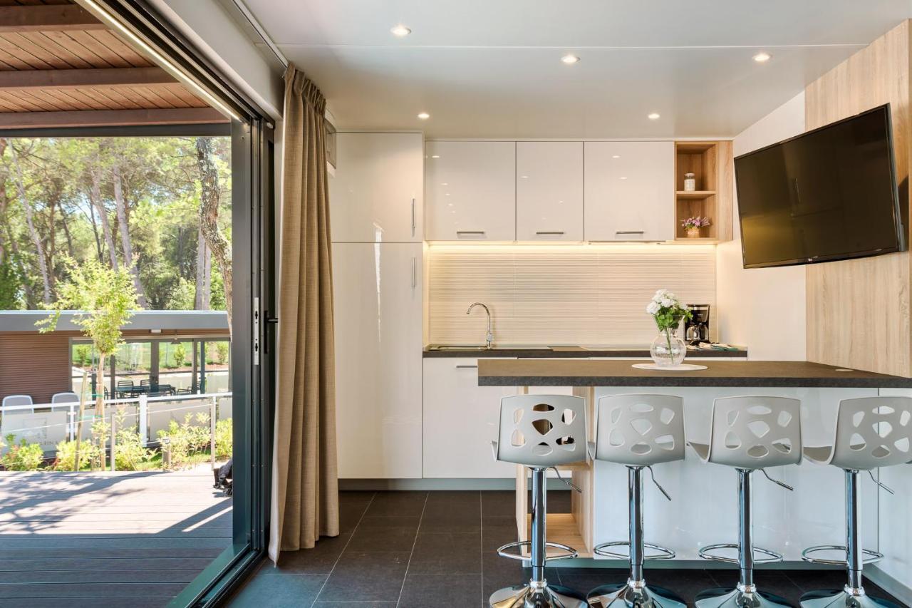 Premium Camping Homes Santa Marina, Lanterna Tar-Vabriga Buitenkant foto