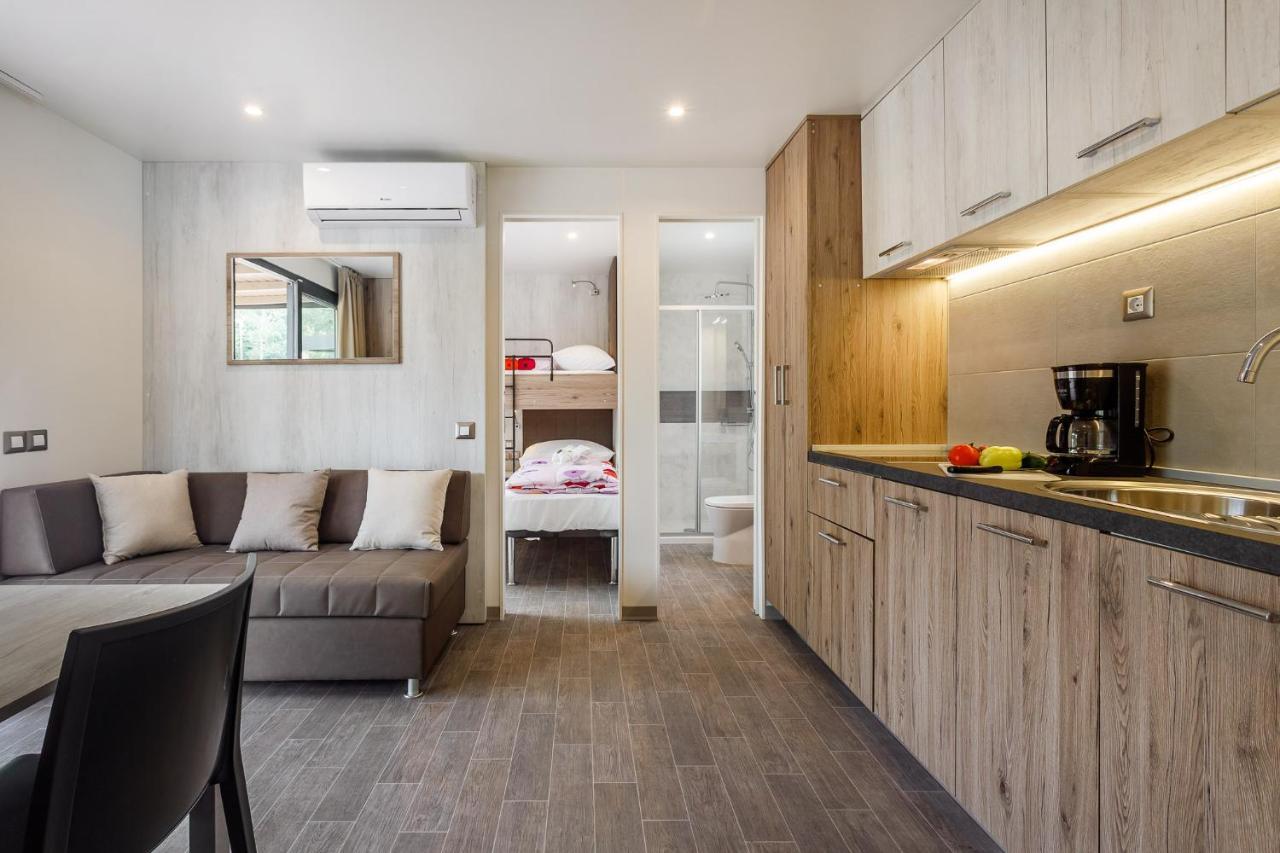 Premium Camping Homes Santa Marina, Lanterna Tar-Vabriga Buitenkant foto