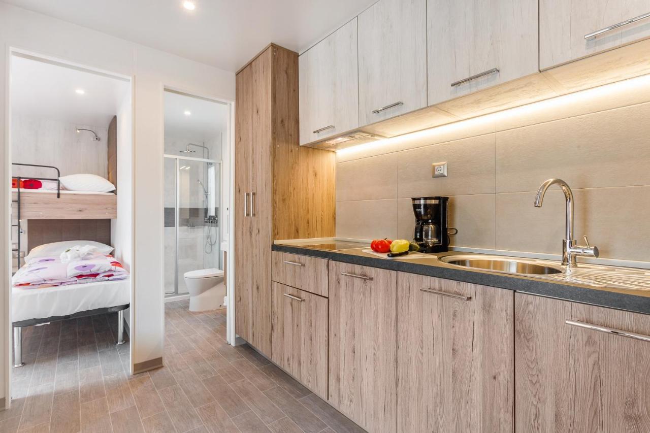 Premium Camping Homes Santa Marina, Lanterna Tar-Vabriga Buitenkant foto